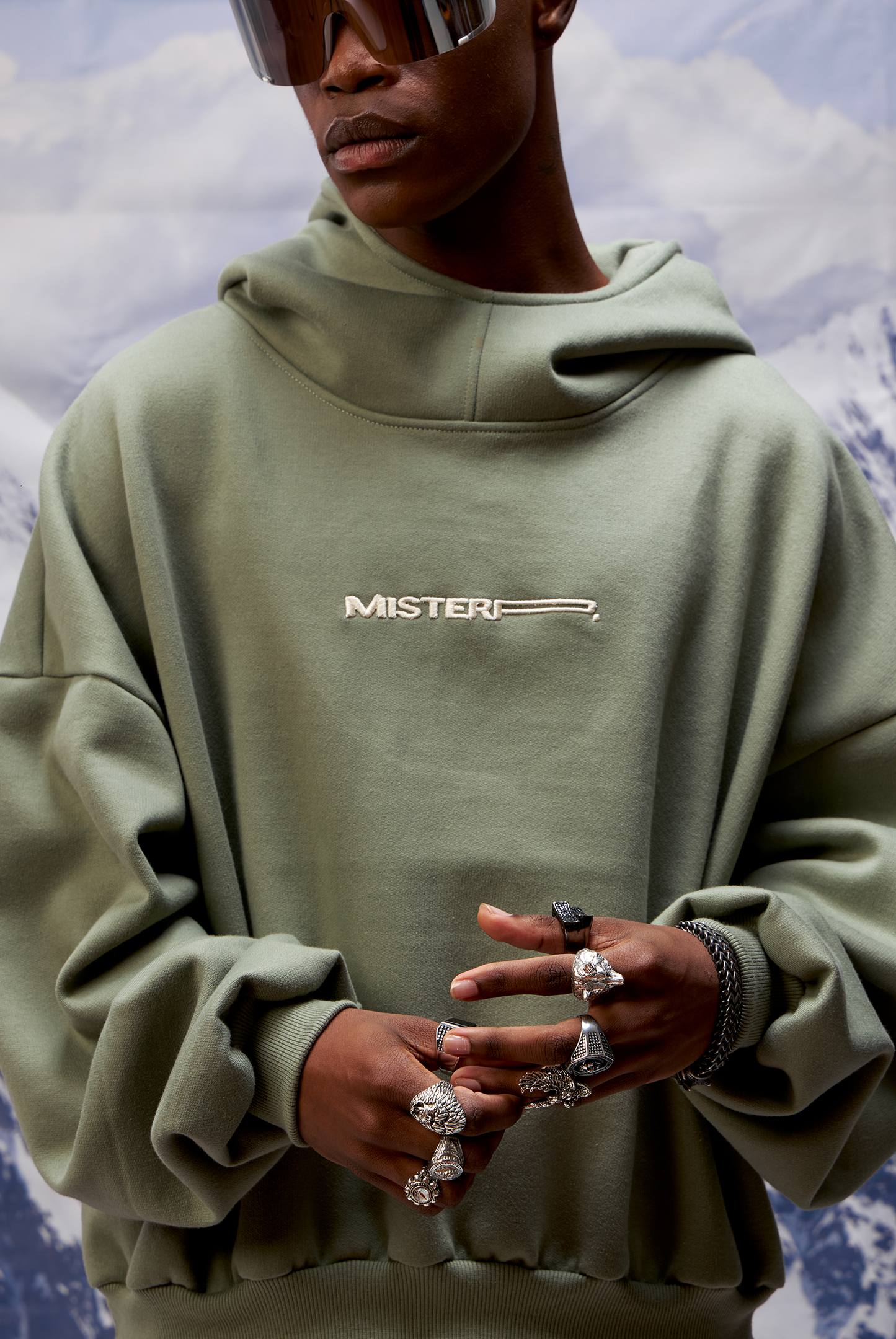 HODDIE ZERO BORDADO GREEN