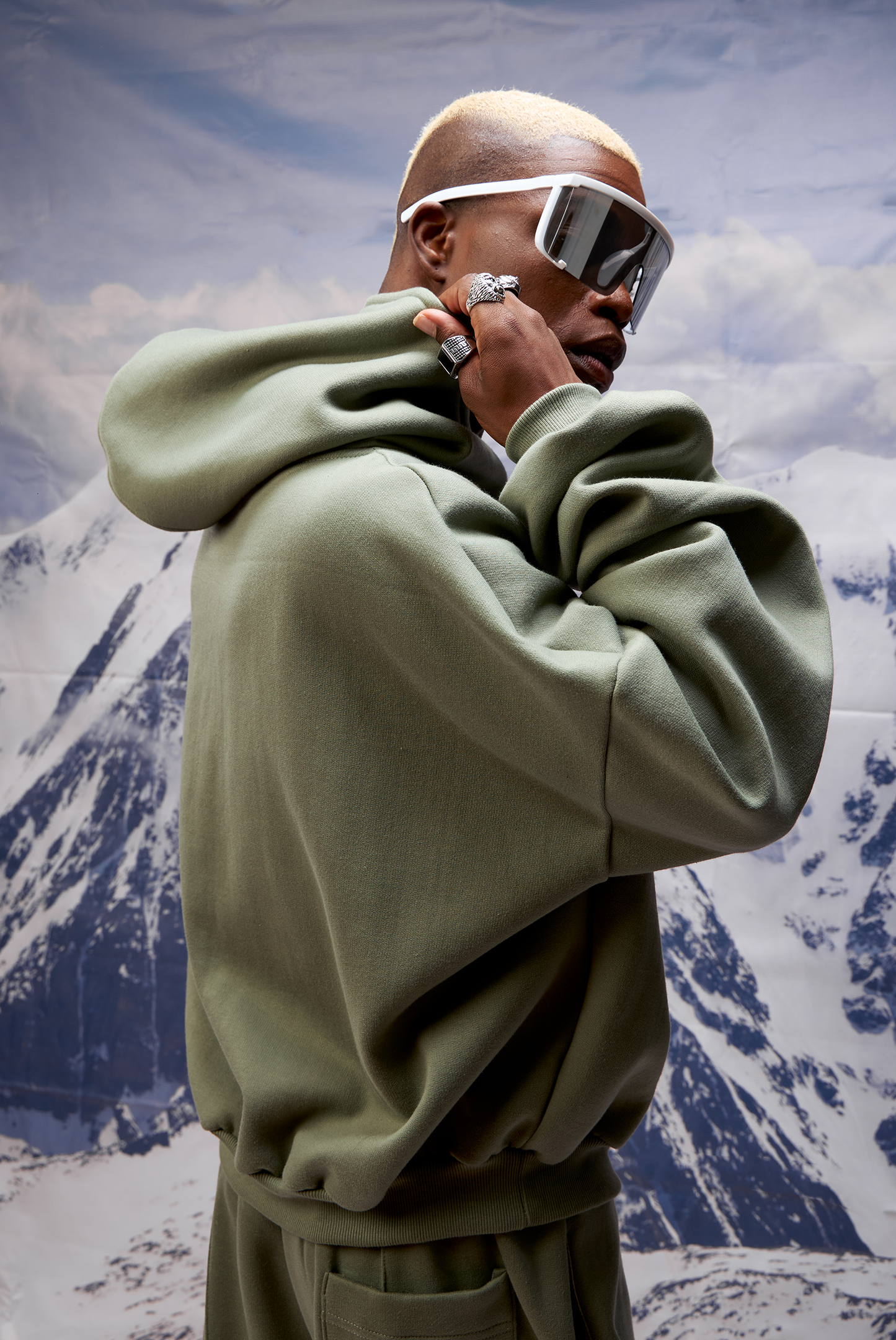 HODDIE ZERO BORDADO GREEN