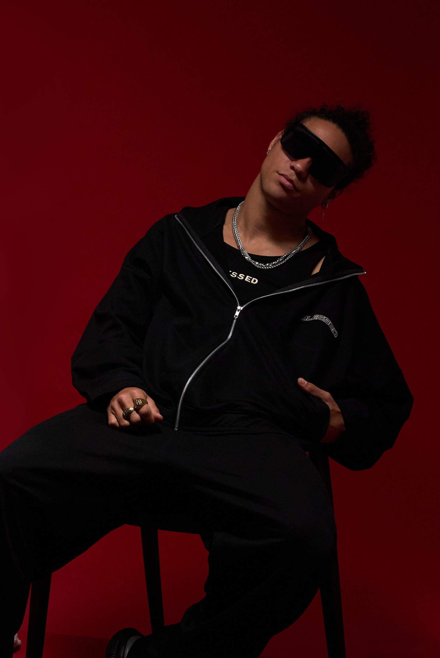 ZIP HODDIE BLESSED BLACK