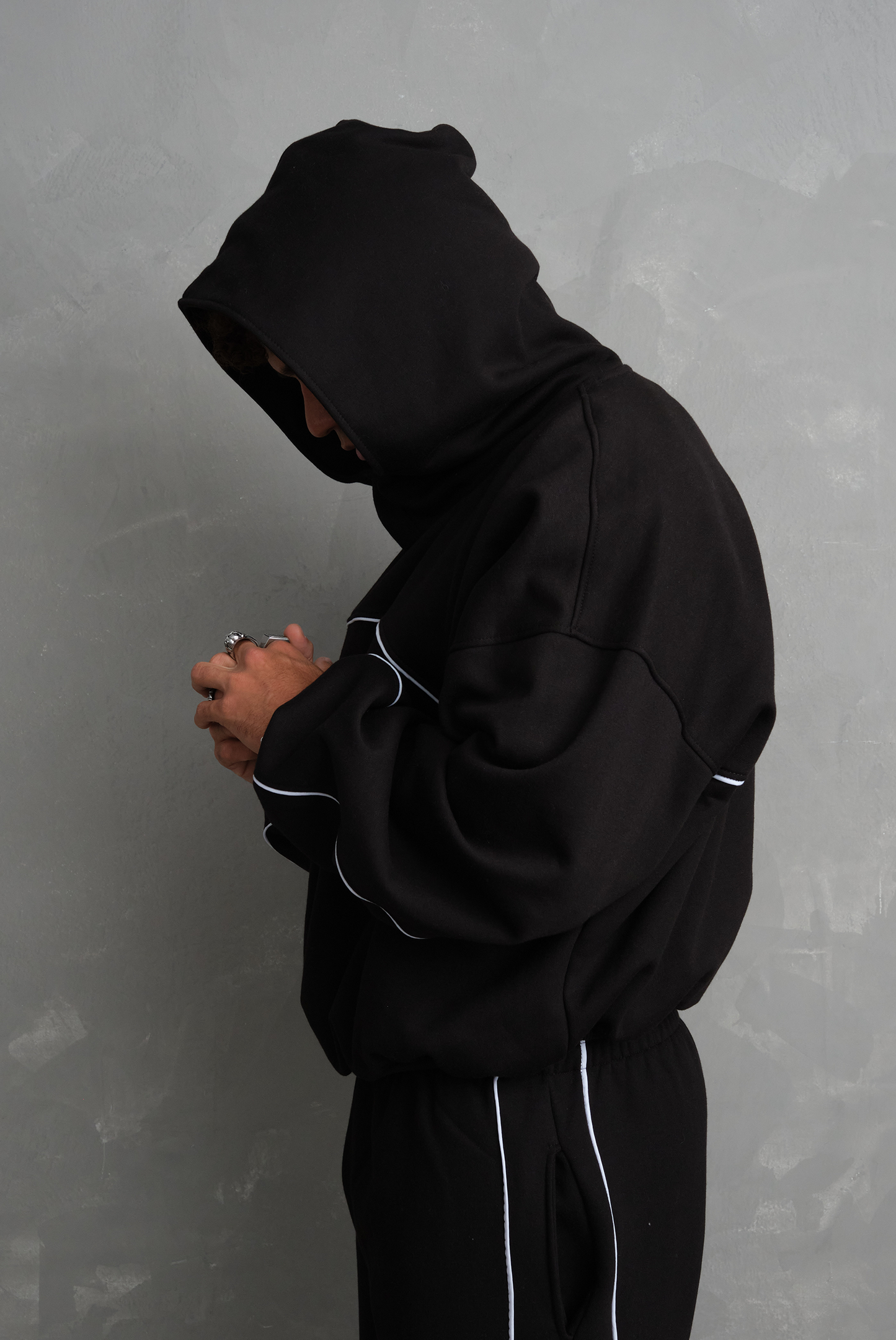 HODDIE ZERO BLACK