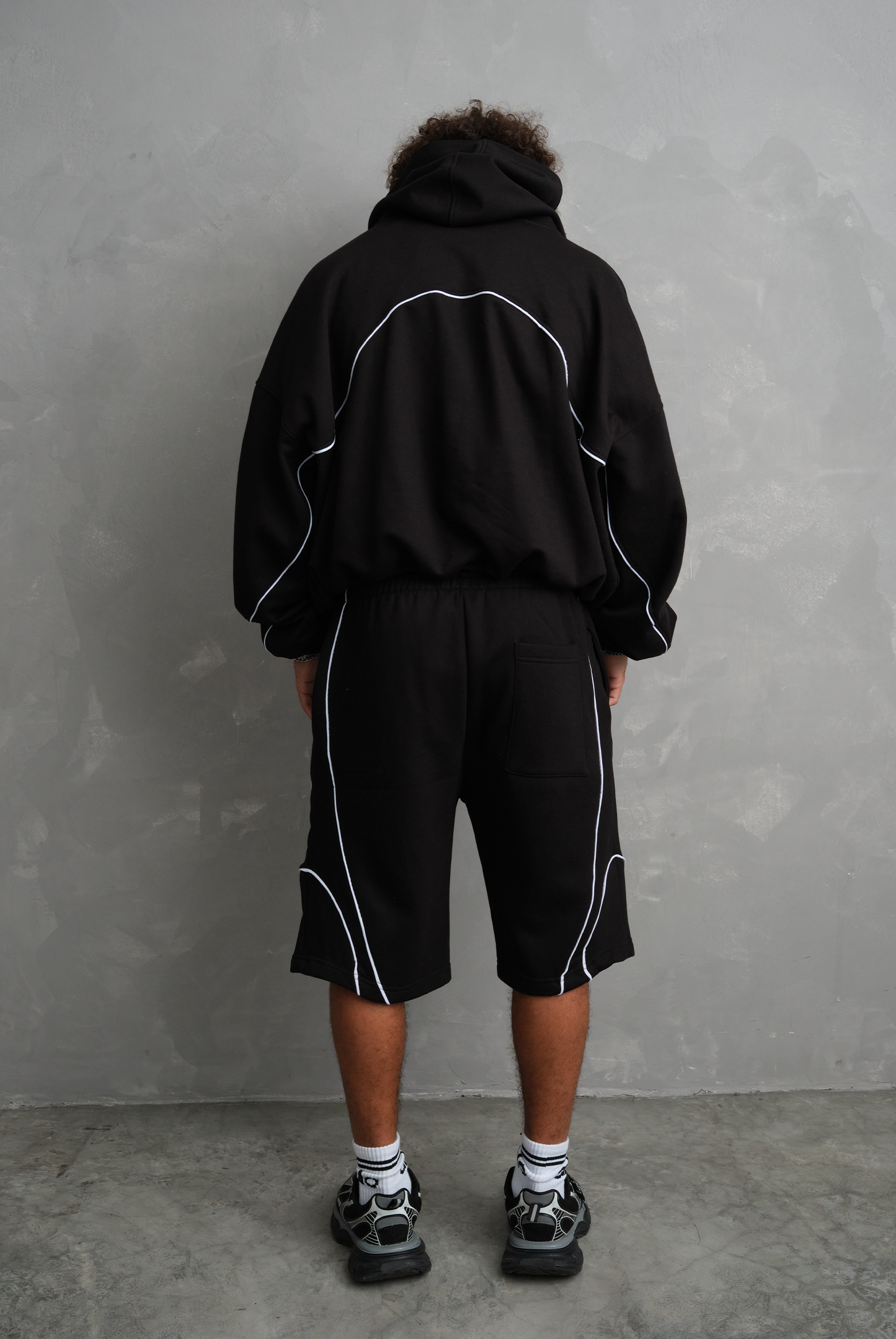 HODDIE ZERO BLACK