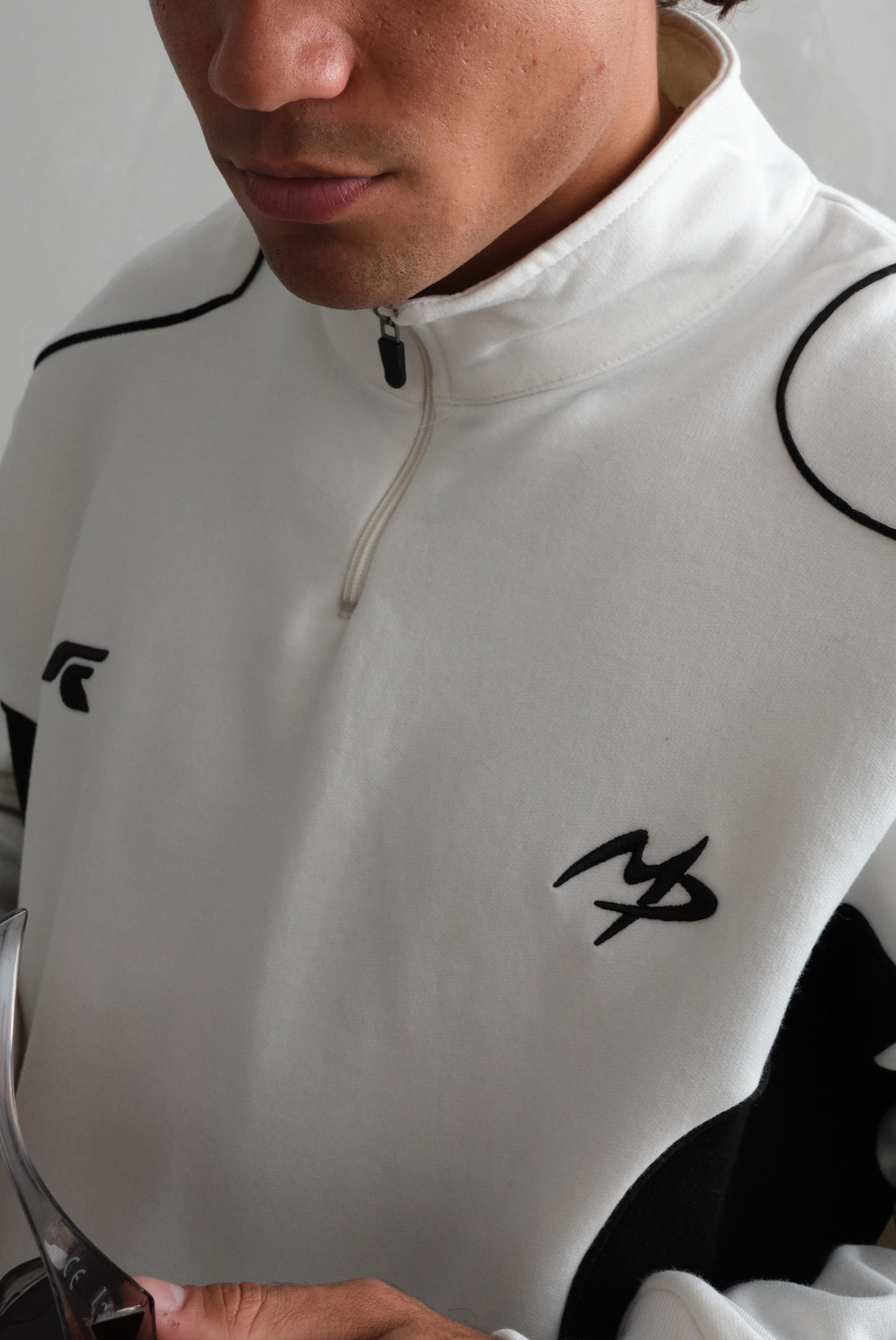 RACING R FILP WHITE